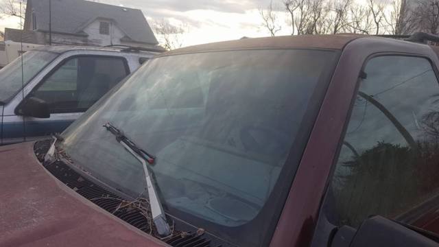 1993 GMC Suburban SLE Sport Utility 4-Door - photo 9
