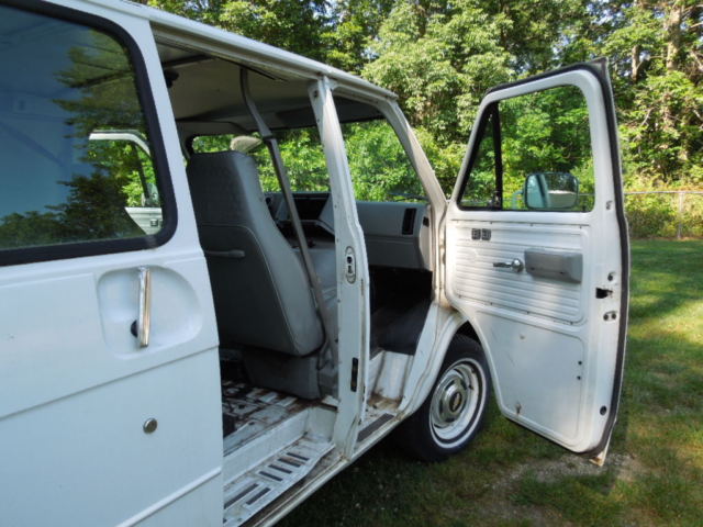 1993 GMC Vandura - photo 8