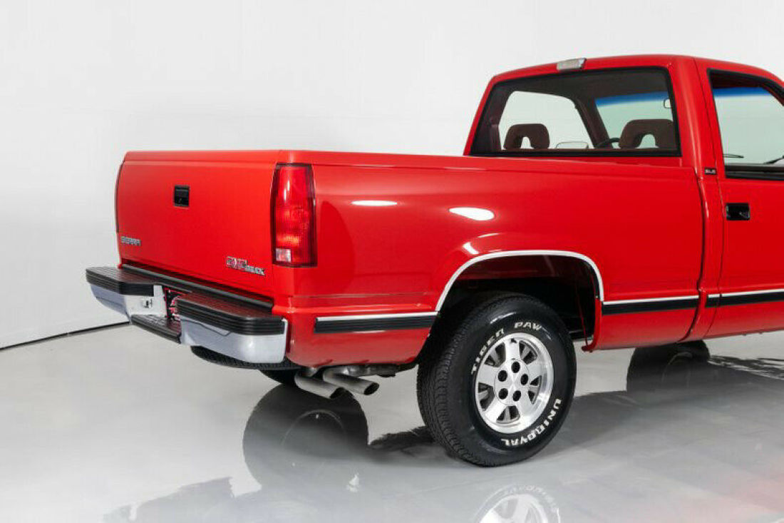 1993 GMC Sierra 1500 20k Miles 1 Owner - photo 11