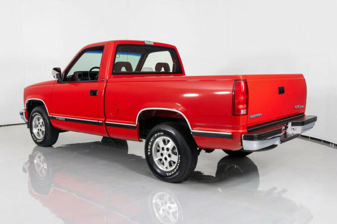 1993 GMC Sierra 1500 20k Miles 1 Owner - photo 8