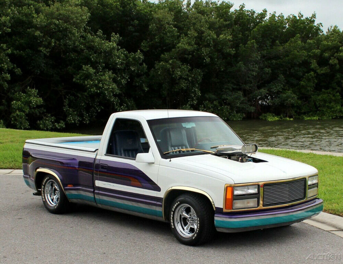 1993 GMC Sierra 1500 One of a kind Custom! 350, Automatic, Head Turner! - photo 6