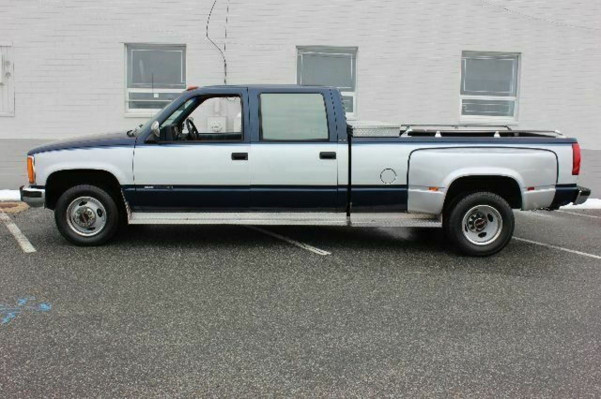 1993 GMC Sierra 3500 - photo 2