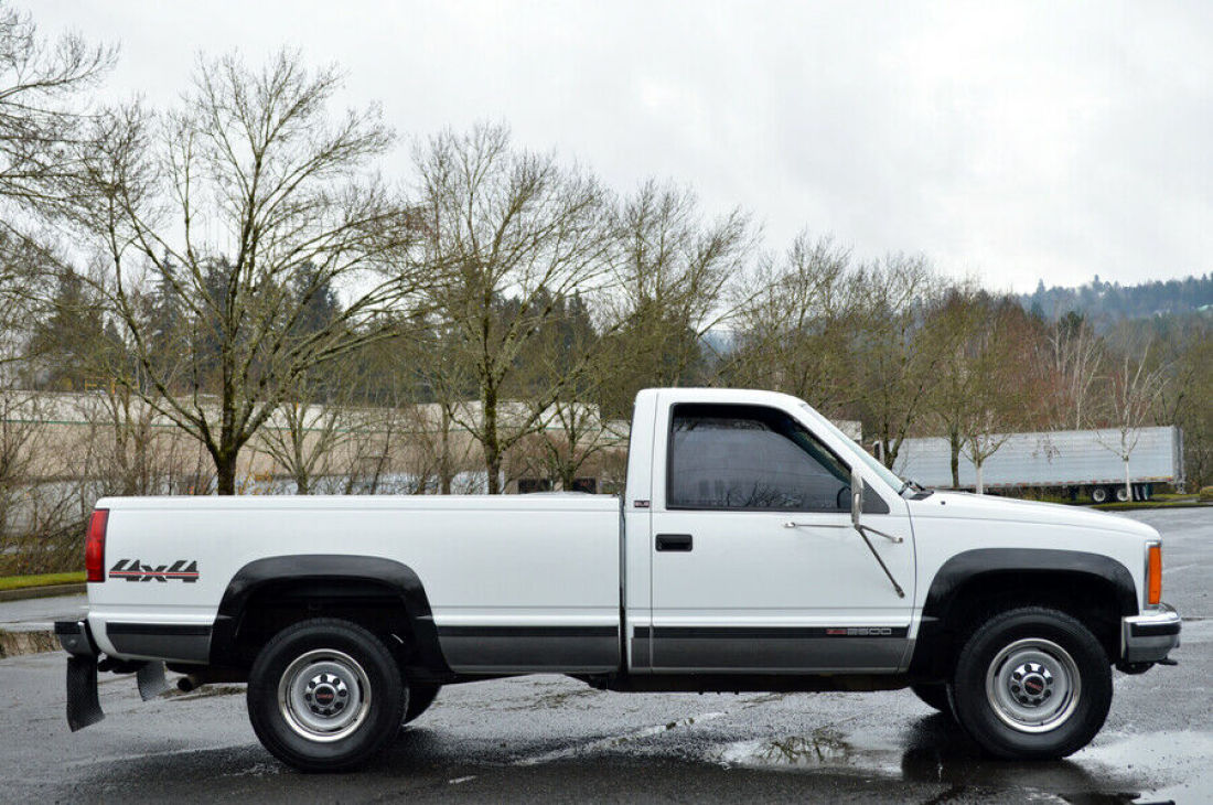 1993 GMC Sierra 2500 SLE - photo 8