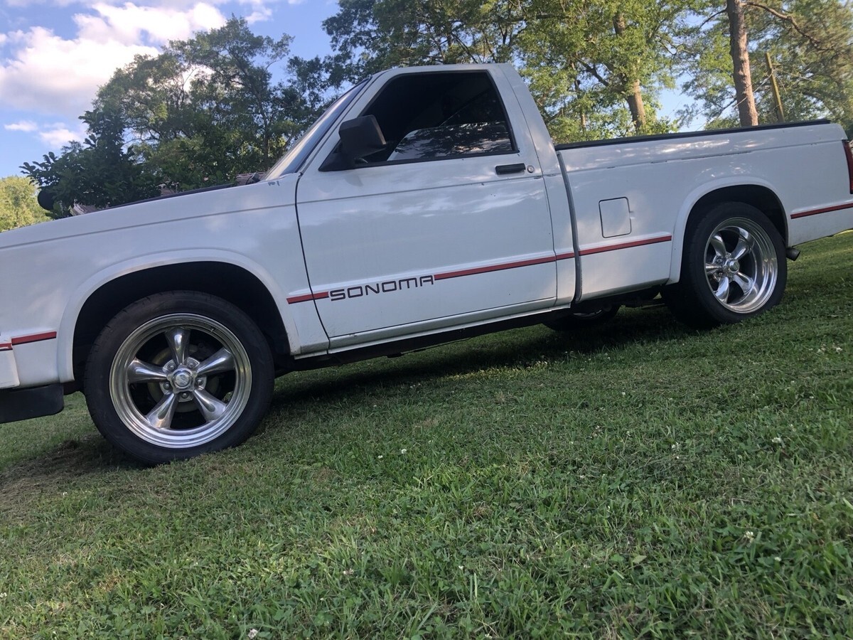 1993 GMC Sonoma Single Cab Short Bef - photo 2