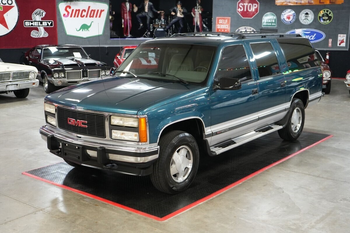 1993 GMC Suburban 1500 4x4 - photo 10