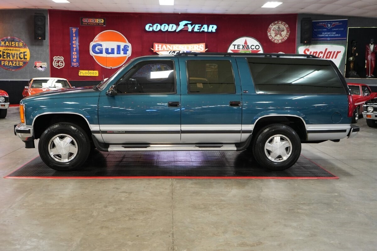 1993 GMC Suburban 1500 4x4 - photo 3