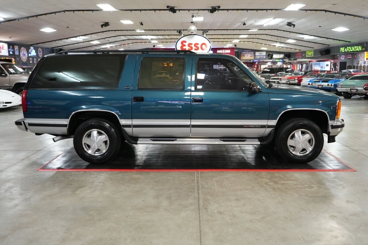 1993 GMC Suburban 1500 4x4 - photo 7
