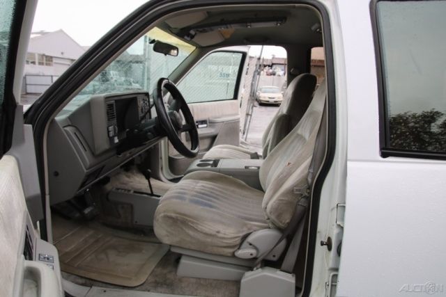 1993 GMC Suburban 1500 - photo 10