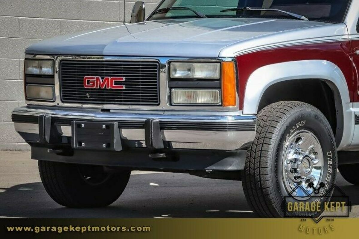 1993 GMC Suburban 2500 - photo 4