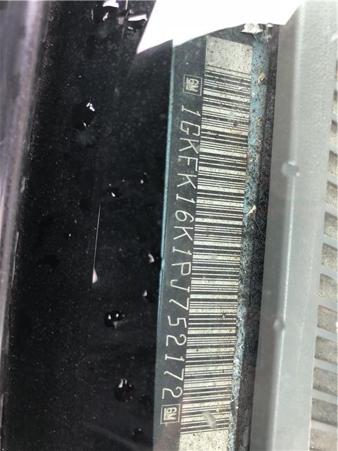 1993 GMC Suburban -- - photo 3