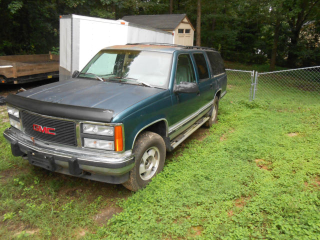1993 GMC Suburban - photo 2