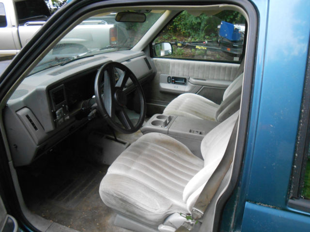 1993 GMC Suburban - photo 7