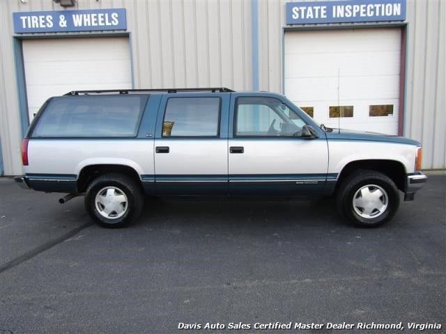 1993 GMC Suburban K 1500 Series SLE 4X4 Loased - photo 3