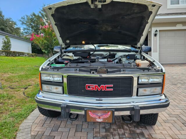 1993 GMC Suburban SLE - photo 2