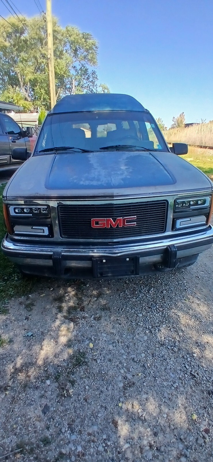 1993 GMC Suburban K1500 Geneva conversion - photo 2