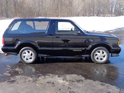1993 GMC Typhoon - photo 5