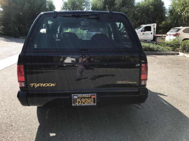 1993 GMC Typhoon - photo 8