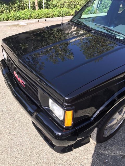 1993 GMC Typhoon - photo 9