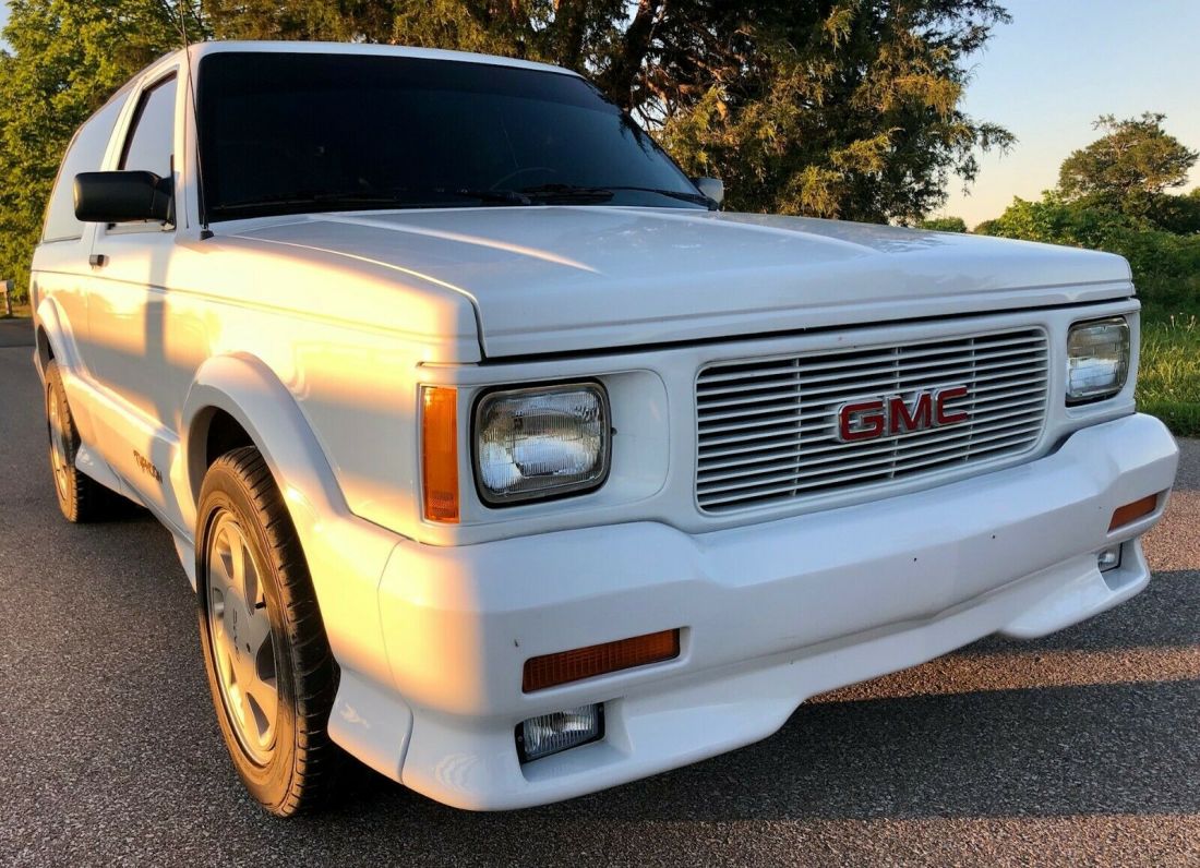1993 GMC Typhoon - photo 4