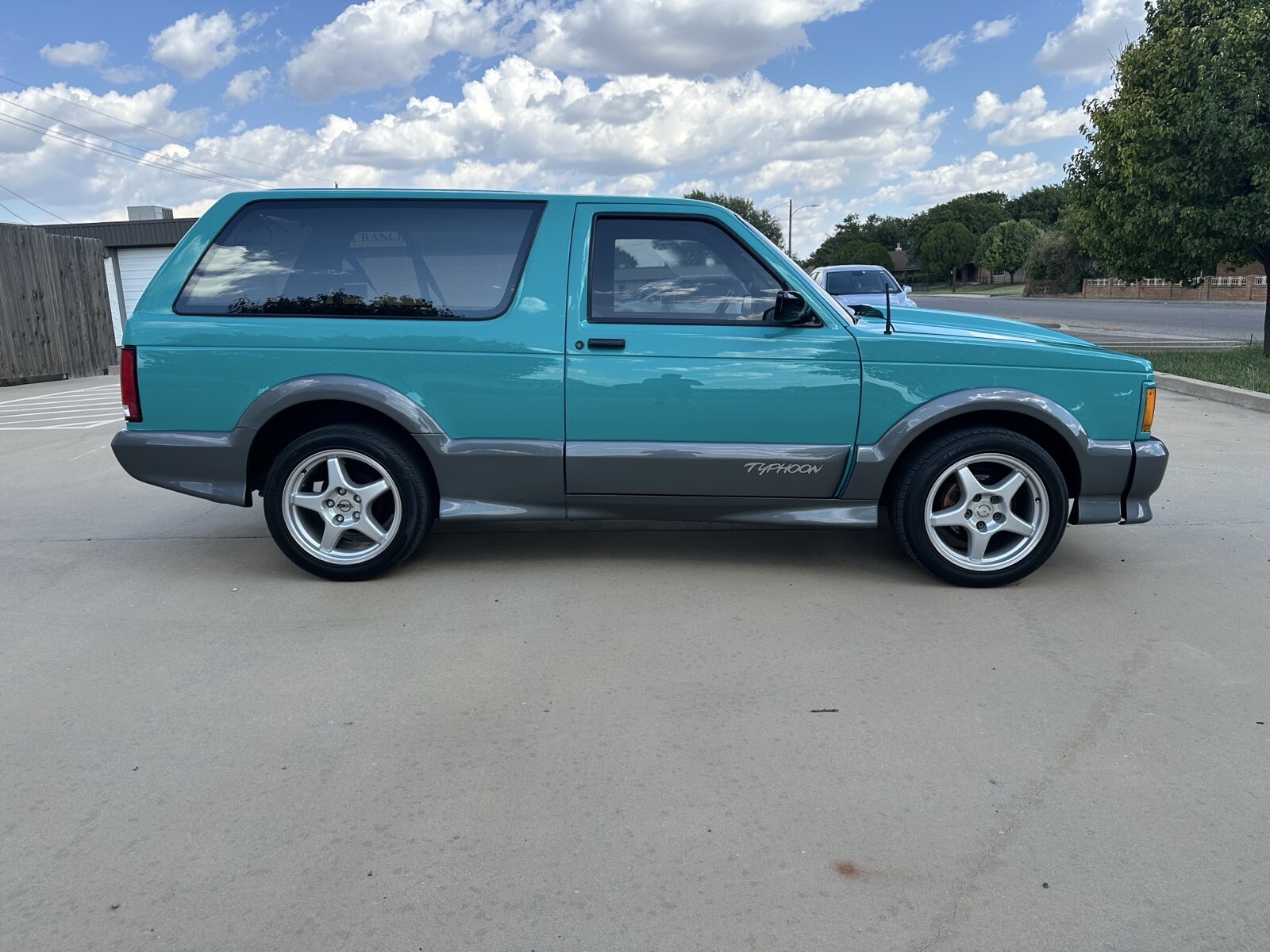 1993 GMC Typhoon - photo 11