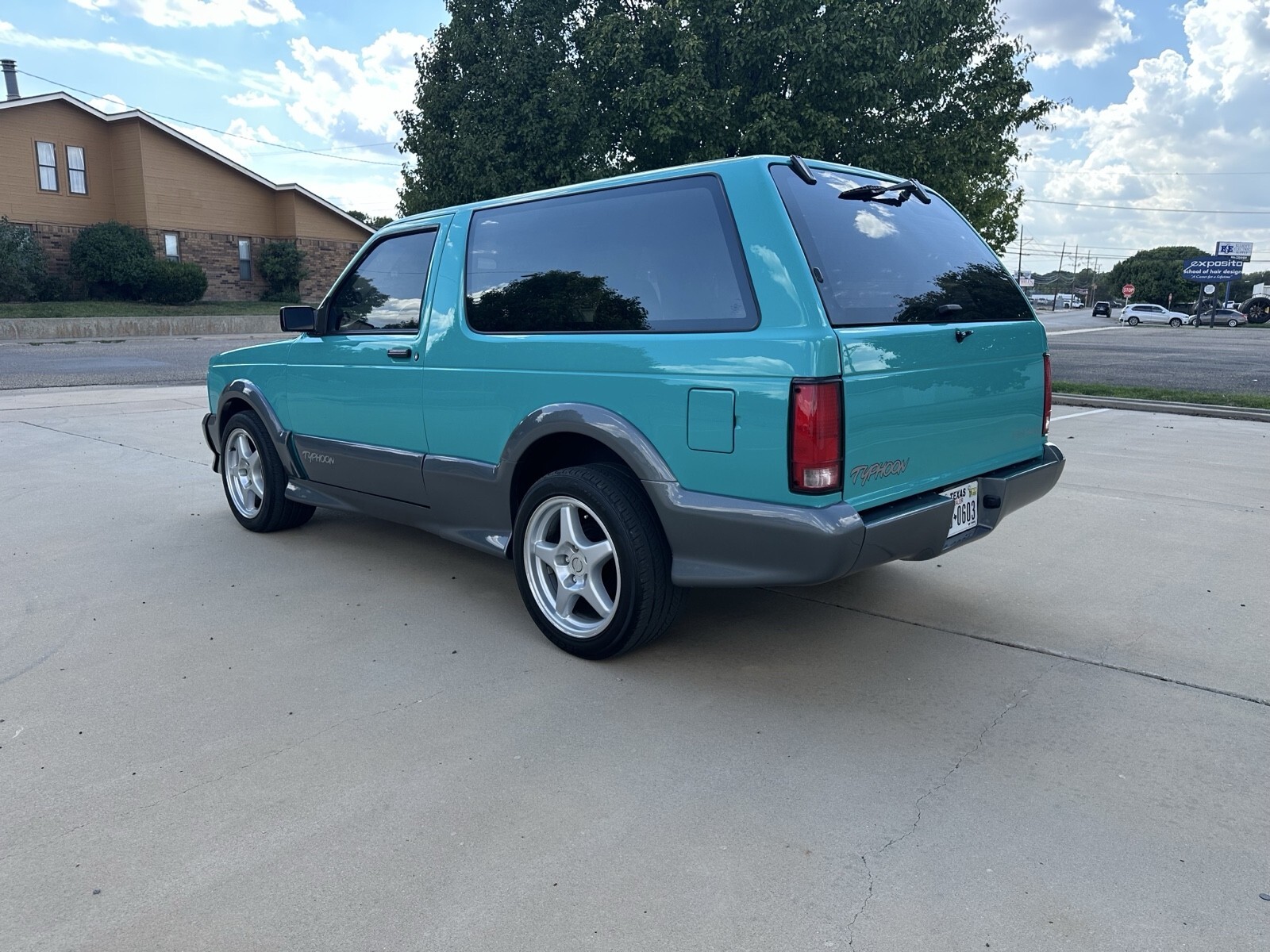 1993 GMC Typhoon - photo 5
