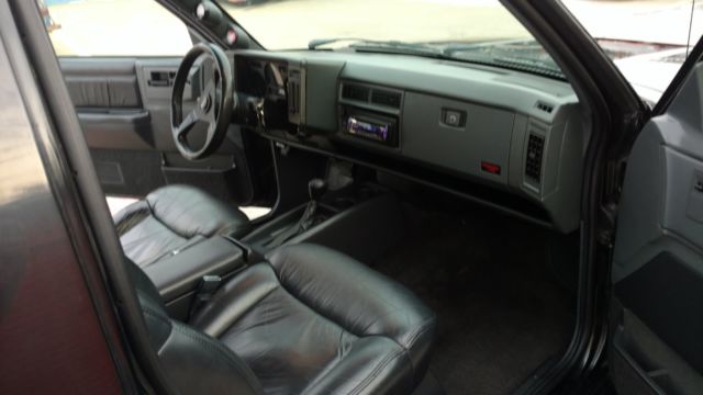 1993 GMC Typhoon - photo 11