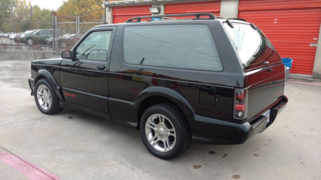 1993 GMC Typhoon - photo 3