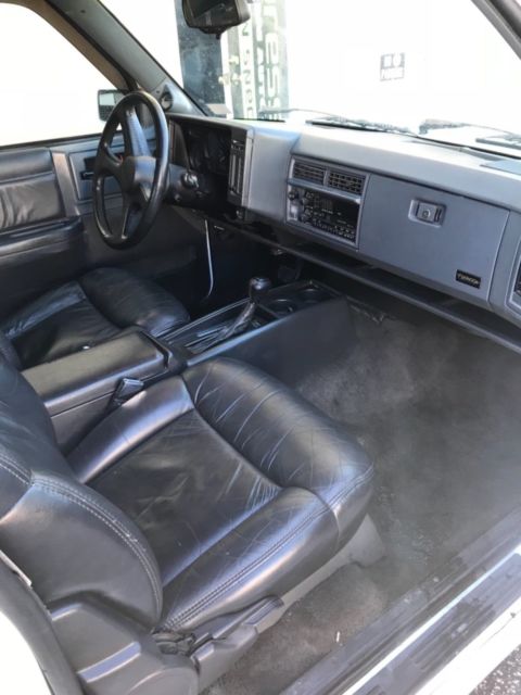 1993 GMC Typhoon - photo 12
