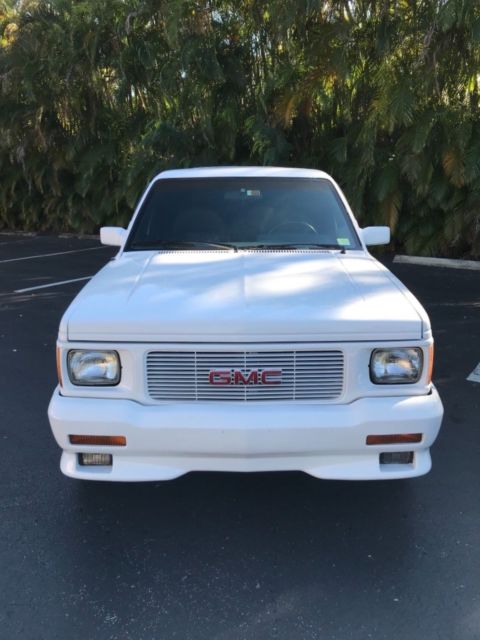 1993 GMC Typhoon - photo 13