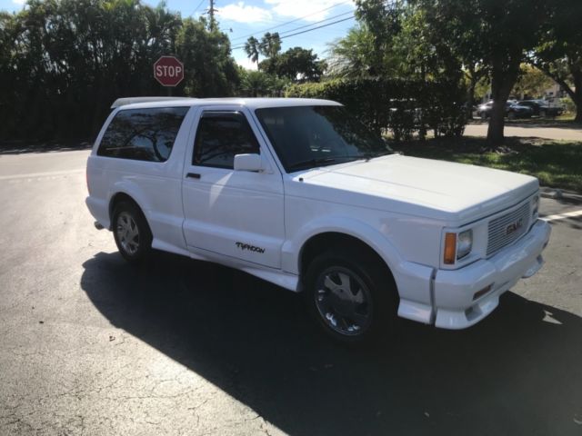 1993 GMC Typhoon - photo 5