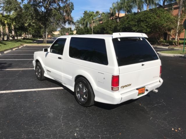 1993 GMC Typhoon - photo 6