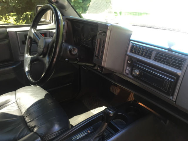 1993 GMC Typhoon - photo 13