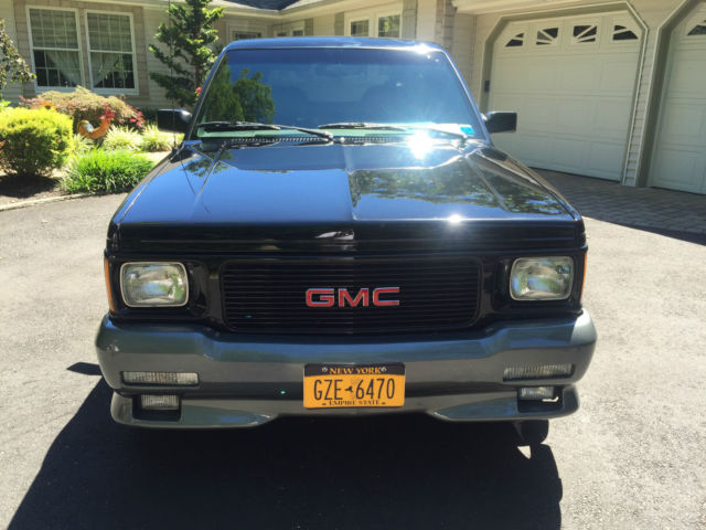 1993 GMC Typhoon - photo 2