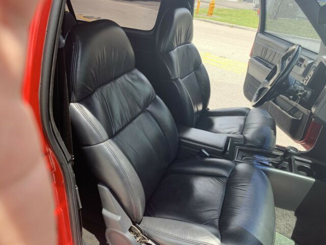 1993 GMC Typhoon -- - photo 12