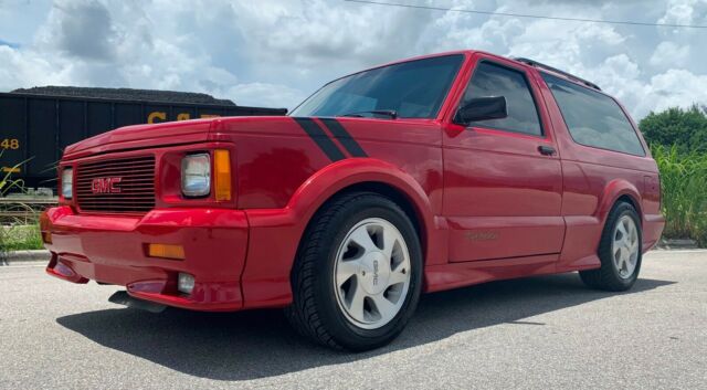 1993 GMC Typhoon -- - photo 3