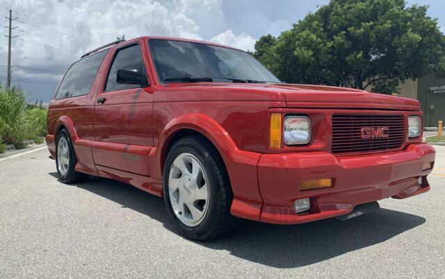 1993 GMC Typhoon -- - photo 4