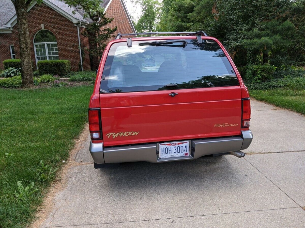 1993 GMC Typhoon - photo 5