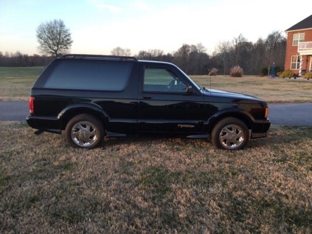 1993 GMC Typhoon - photo 5