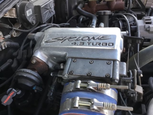 1993 GMC Typhoon - photo 8
