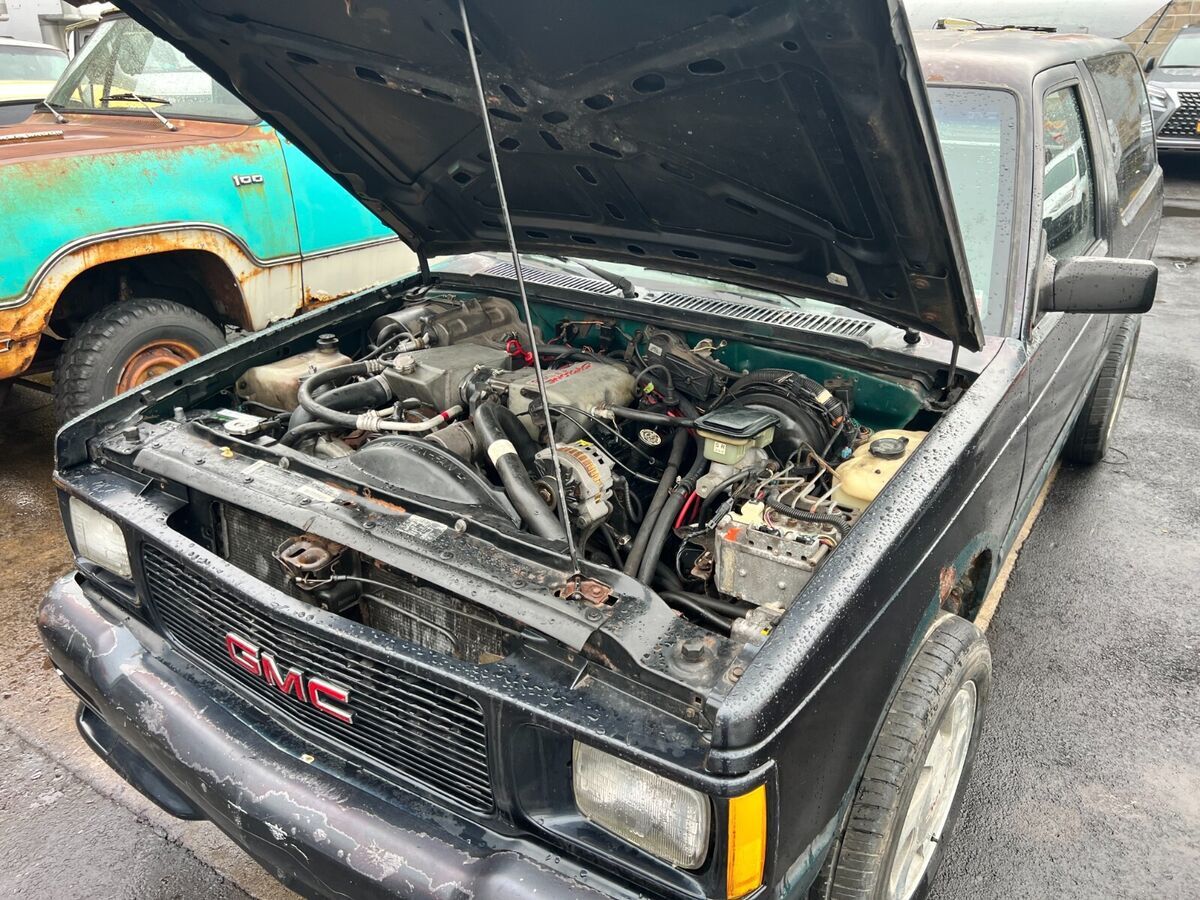 1993 GMC Typhoon - photo 7