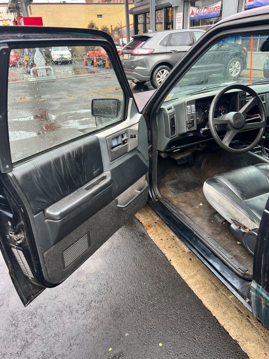 1993 GMC Typhoon - photo 9