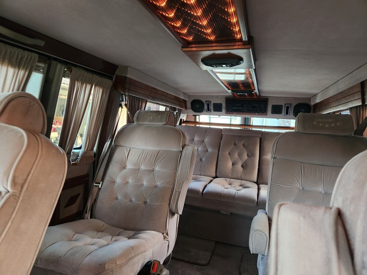1993 GMC Vandura - photo 11