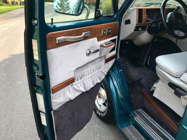 1993 GMC Vandura Diamond Edition Conversion 67k Orig Miles Like New - photo 13