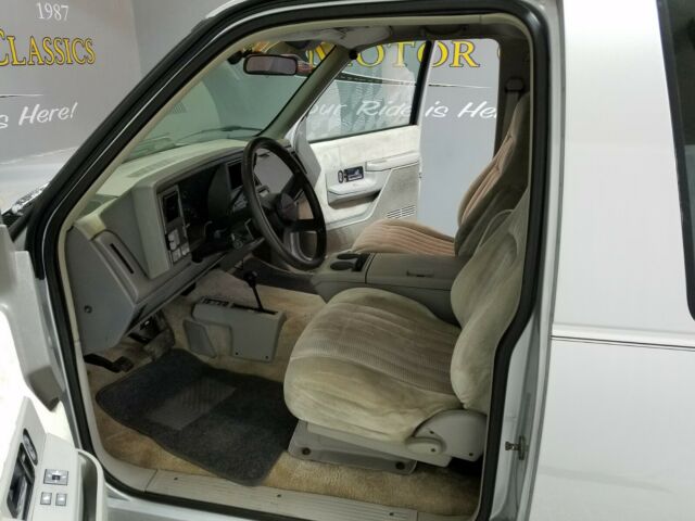 1993 GMC Yukon SL - photo 8