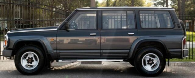 1993 Nissan PATROL GR SPECIAL EDITION - photo 3