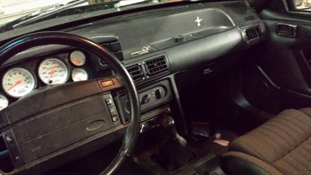 1993 Ford Mustang GT - photo 11