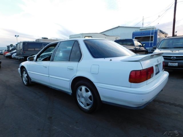 1993 Honda Accord Anniversary L - photo 3