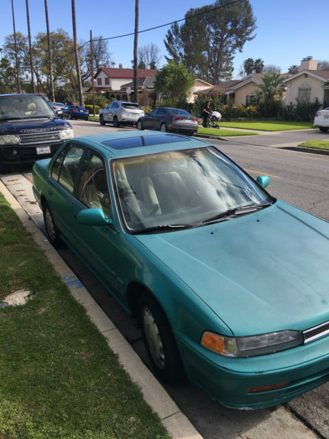 1993 Honda Accord DX - photo 2