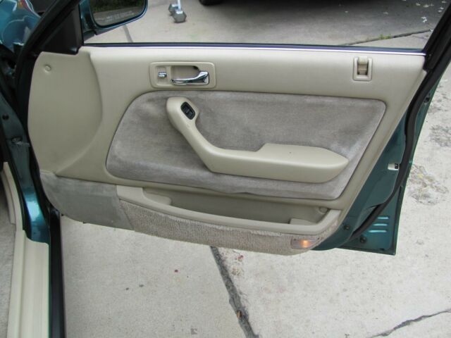 1993 Honda Accord EX Wagon, Time Capsule, lifetime SoCal car, RARE!! - photo 12