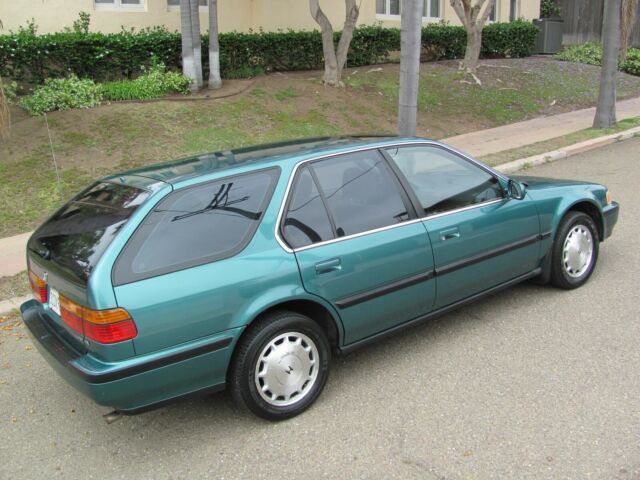 1993 Honda Accord EX Wagon, Time Capsule, lifetime SoCal car, RARE!! - photo 6